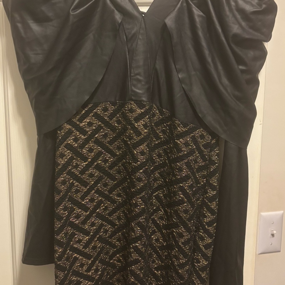 Auditions Strapless Black and Gold Textured Cocktail Dress